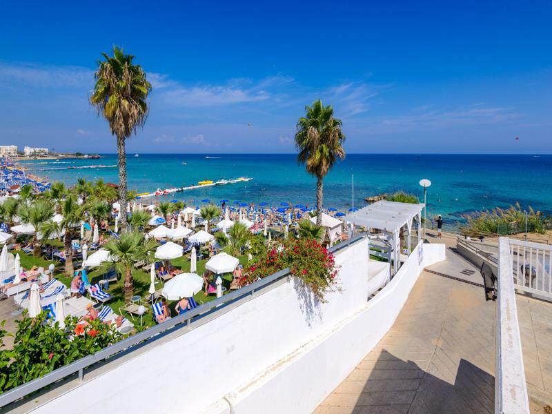 Silver Sands Penthouse Протарас Екстериор снимка